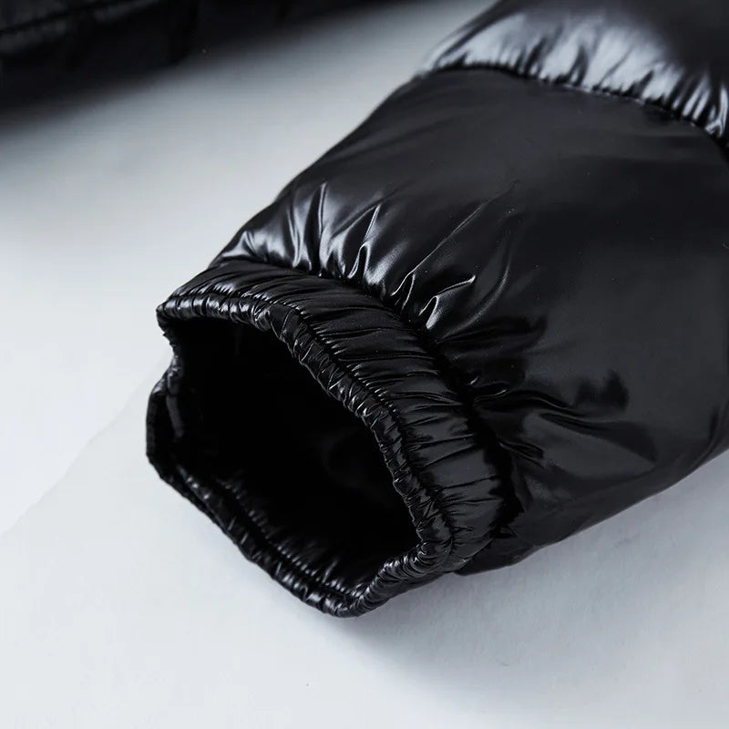 AMBRE Puffer – Glossy Cropped Hooded