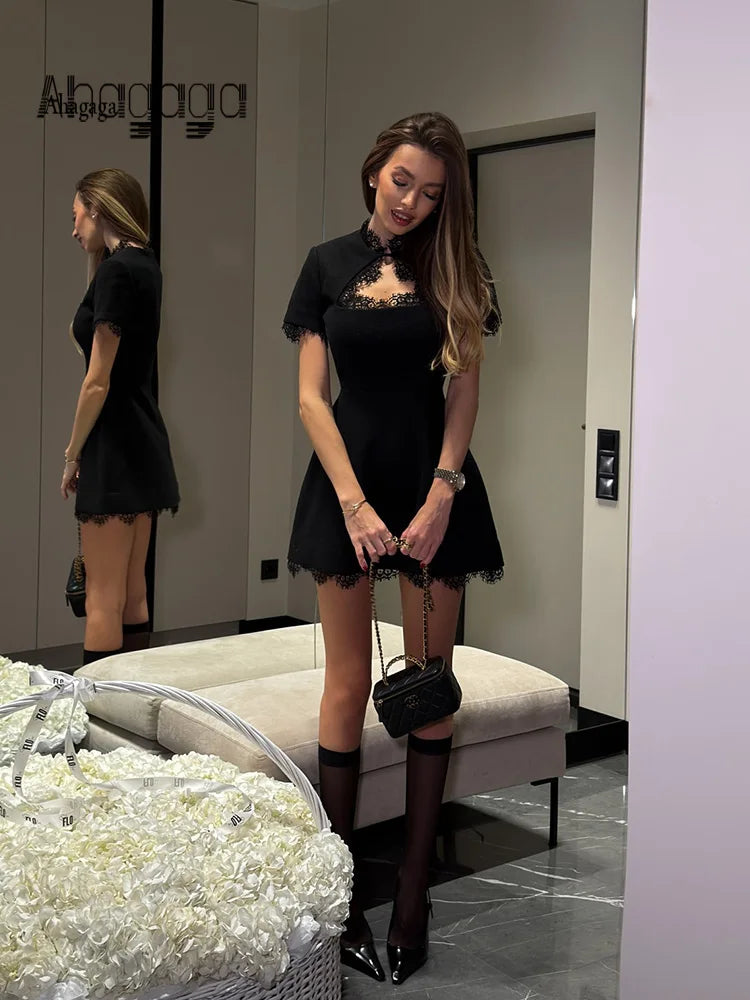 Robe ODÉLIA – Mini col roulé dentelle
